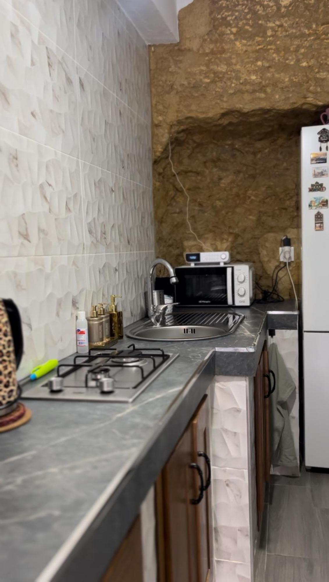 Setenil De Las BodegasCasa Cuevaアパートメント エクステリア 写真